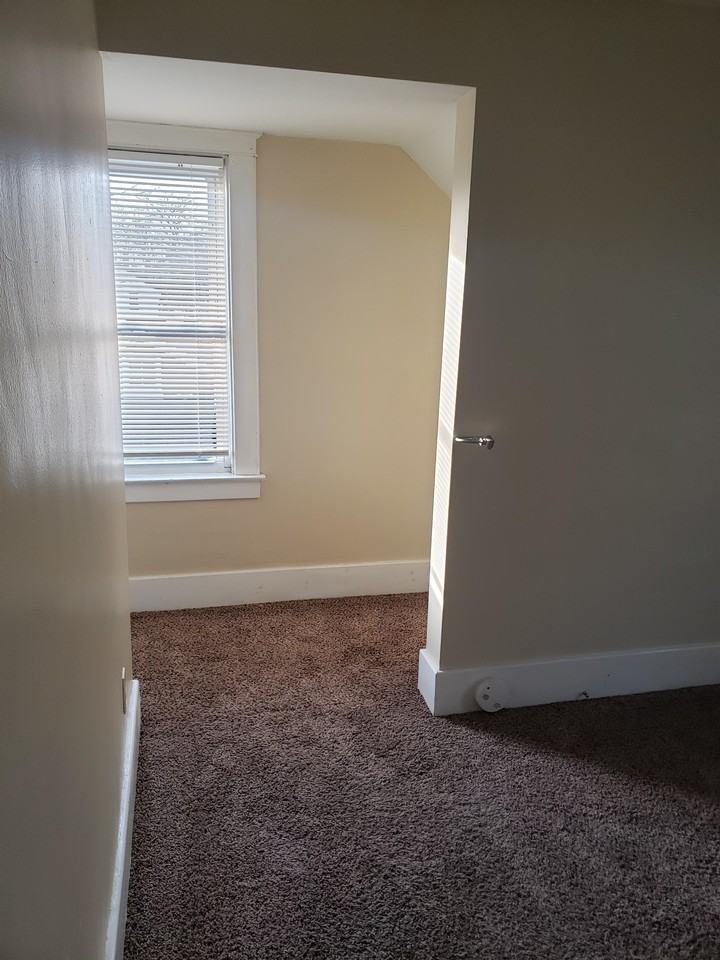 2603 Welch Ave #2 - Photo 3 of 9