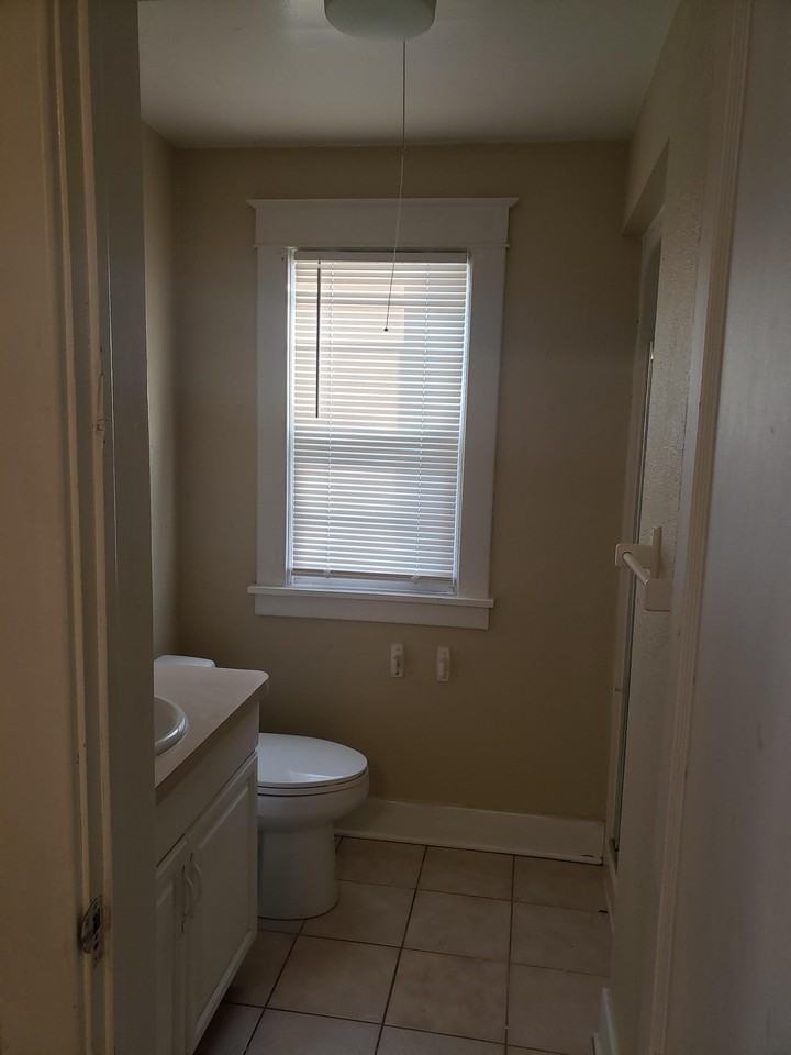 2603 Welch Ave #2 - Photo 7 of 9