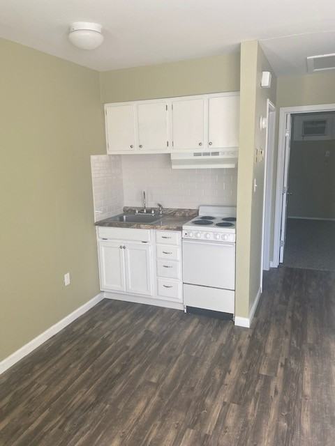 600 Mill Street Apartments - 4 #4 - Photo 3 of 6