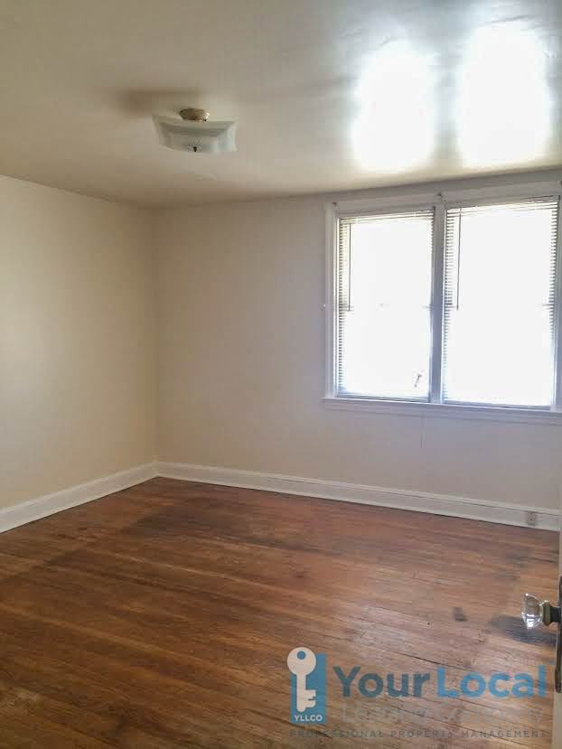 127 W 21st St - Photo 2 of 8