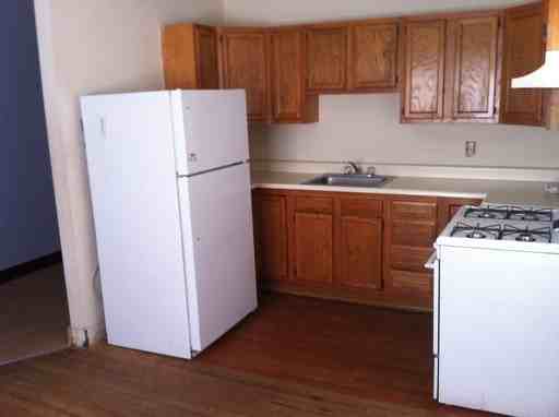 1008 N 8th St - Photo 2 of 10