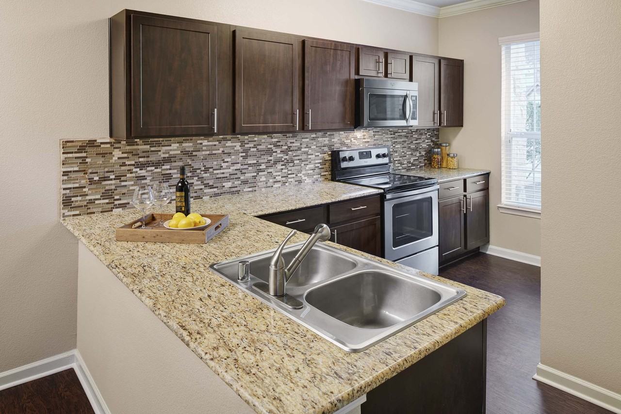 Camden Riverwalk - Photo 4 of 50