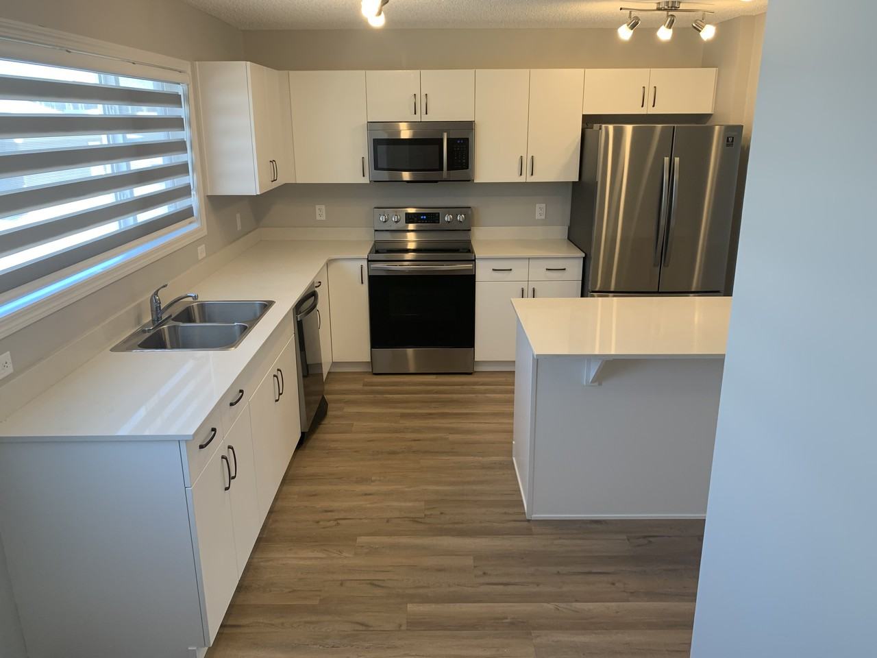 Graydon Hill Green Apartments in Heritage Valley, Edmonton, AB T6W 4C3