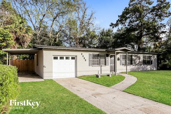 2853 Oakcove Ln - Photo 2 of 15