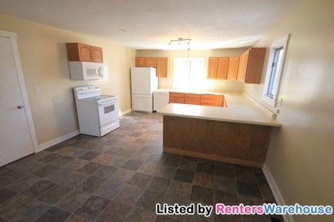 12920 N 2nd Ave - Photo 3 of 15