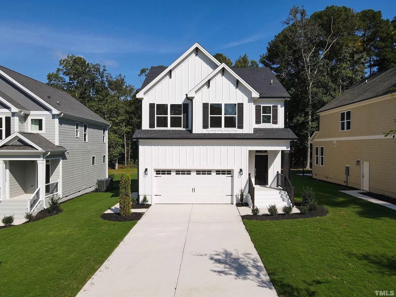 1907 Edgerton Dr - Photo 4 of 26