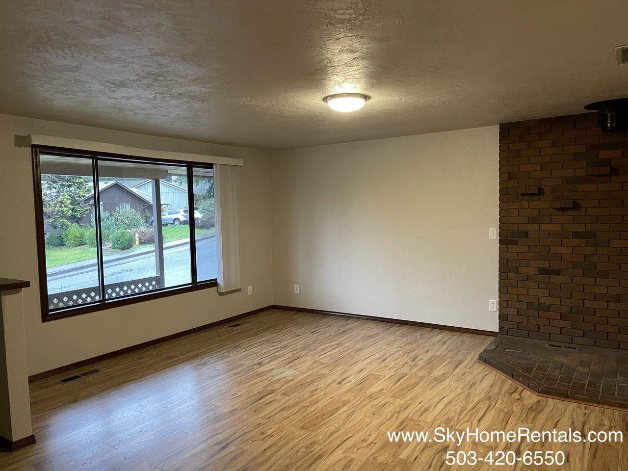 1154 Dawn Drive - Photo 2 of 13