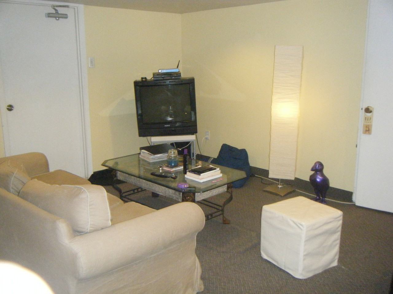 622 Huron Street #B1 - Photo 5 of 12