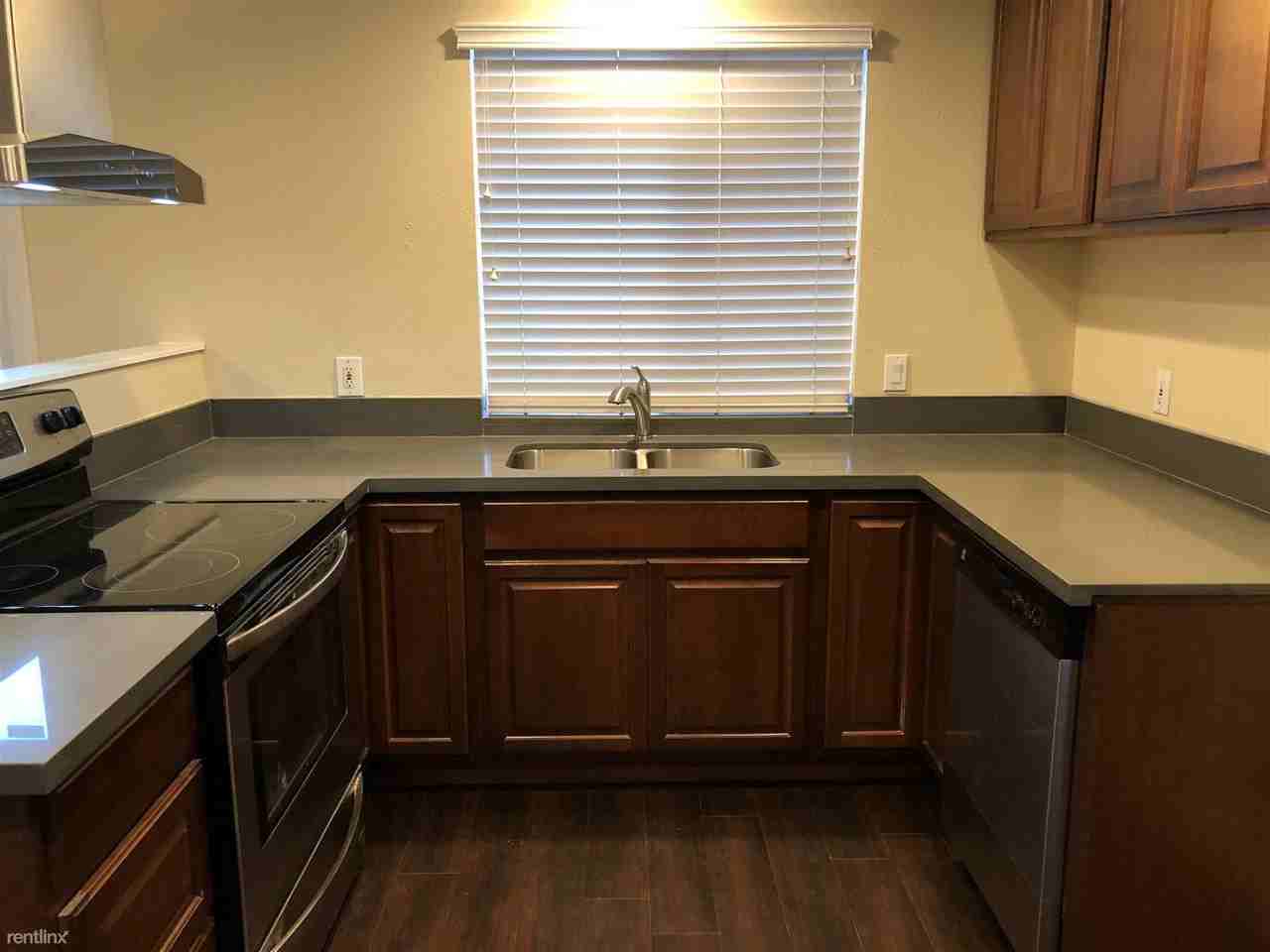 8376 Lichen Dr - Photo 3 of 16