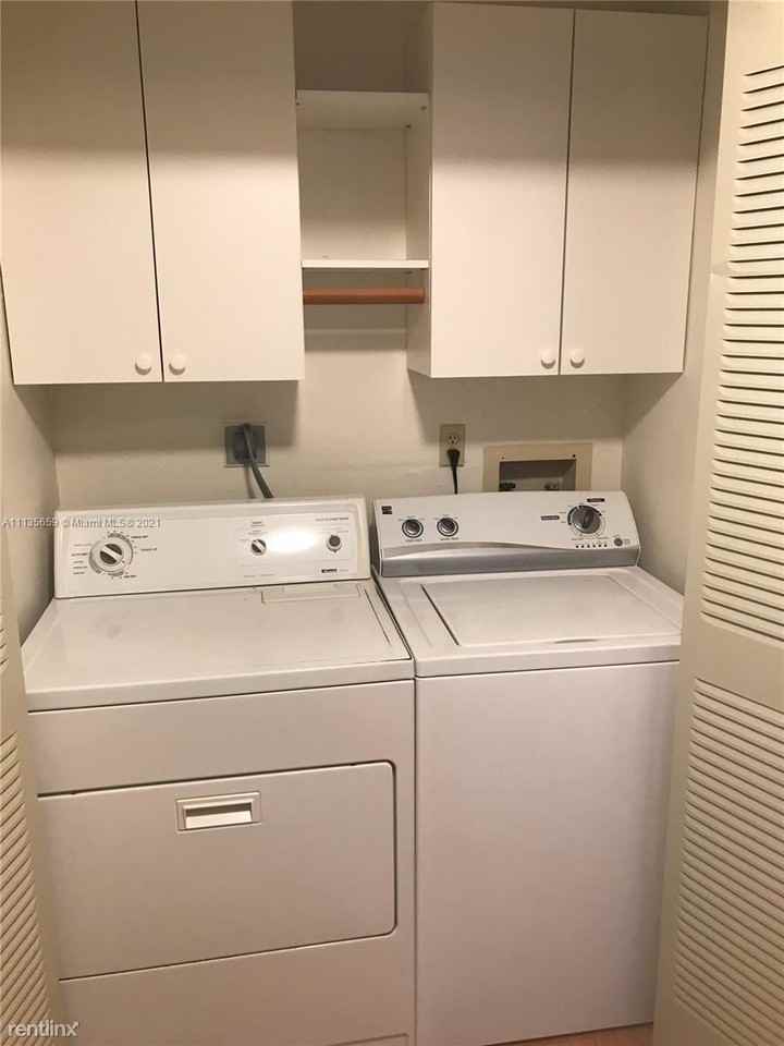 6917 Sw 127th Ct - Photo 3 of 10