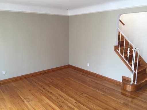 1790 Skyline Dr - Photo 2 of 9
