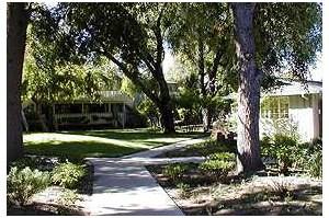 Woodview Apartments - Photo 3 of 10
