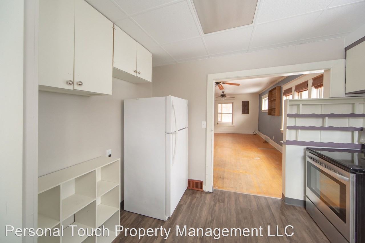 605 15th St S - Photo 2 of 13