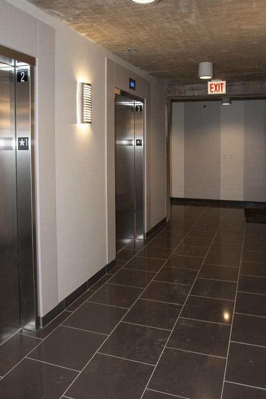 W Jackson Blvd #1872