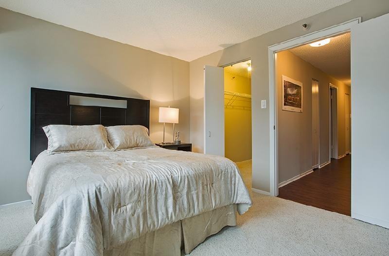 452 E Erie St 981 - Photo 2 of 10