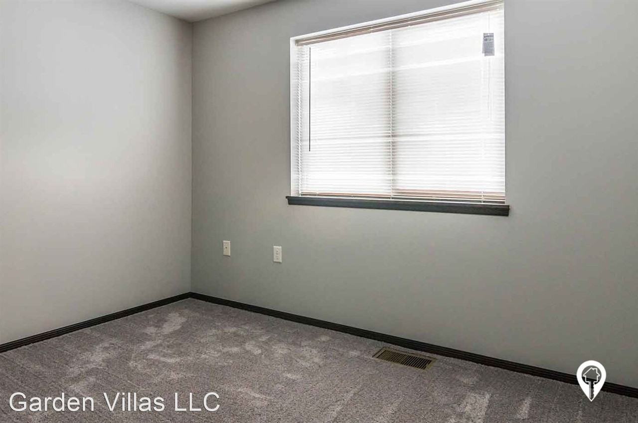 Garden Villas Apartments - Photo 2 of 8