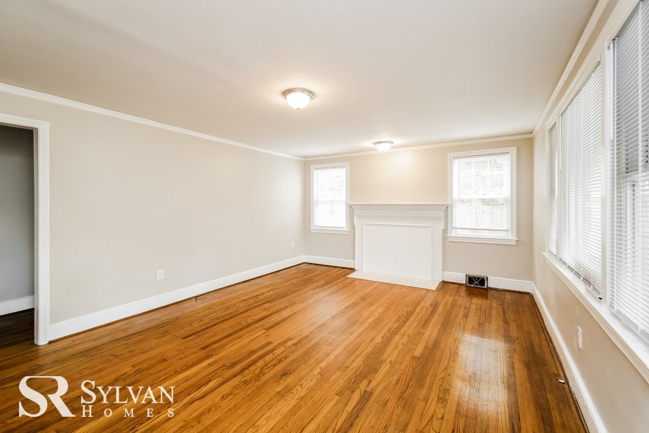 3014 Huron St - Photo 2 of 12