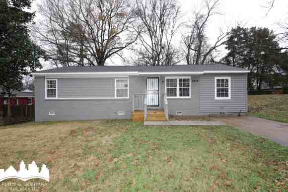 2474 Corning Ave - Photo 2 of 19