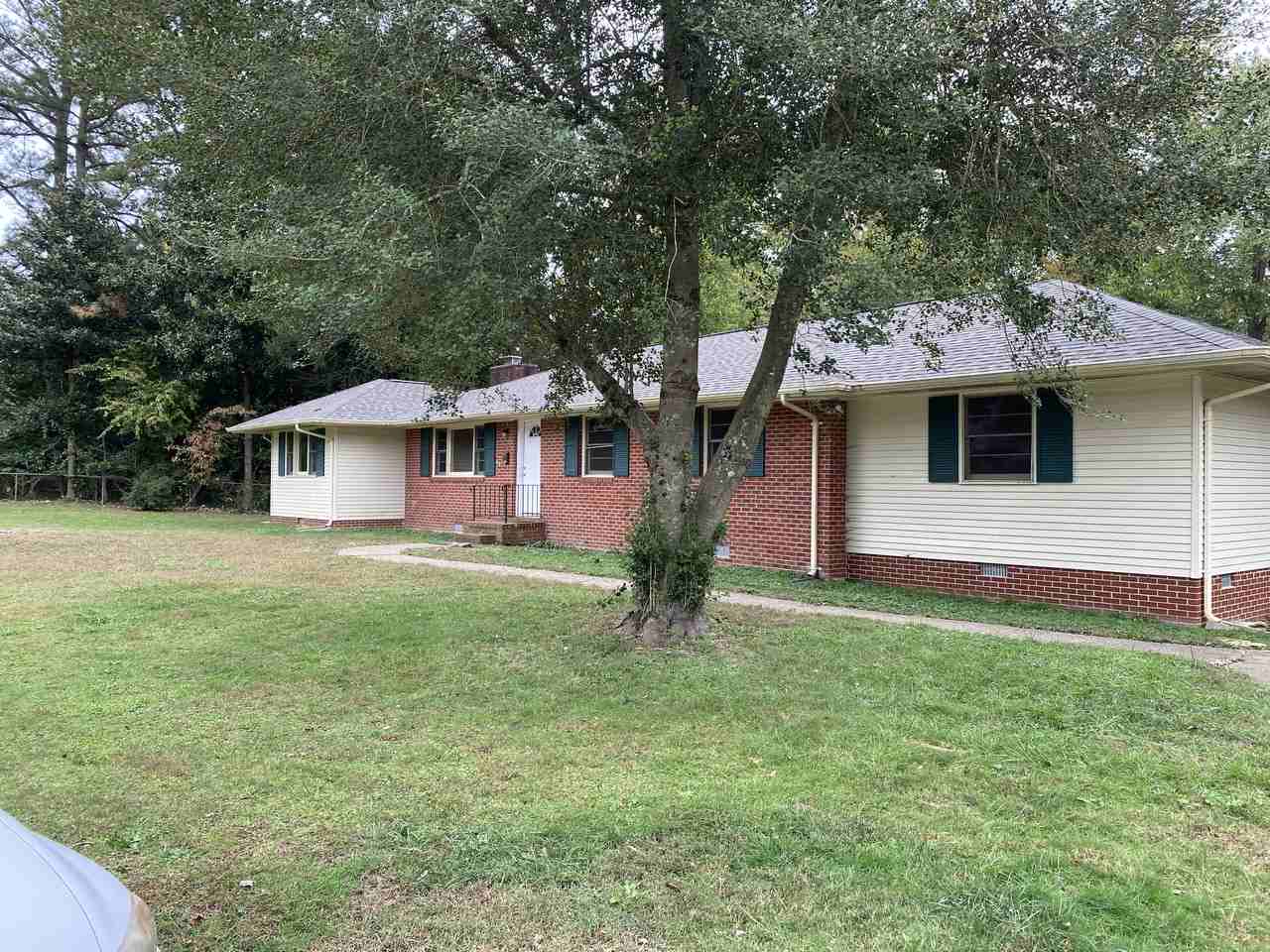 112 Winston Dr - Photo 2 of 28