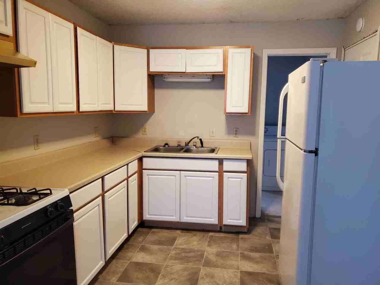 1790 N 34th St - Photo 2 of 7