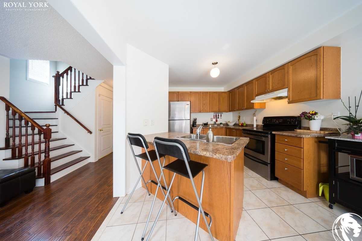 2300 Saddlecreek Cres - Photo 2 of 22