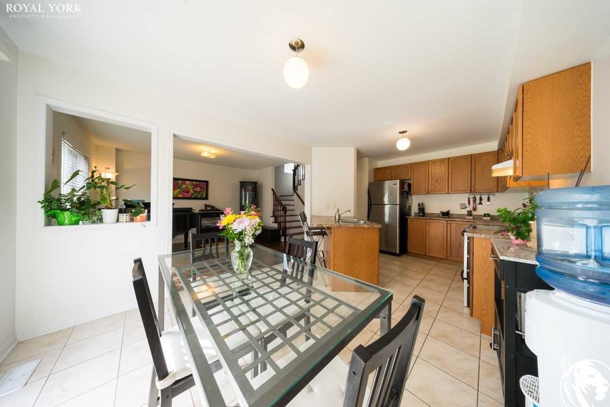 2300 Saddlecreek Cres - Photo 3 of 22