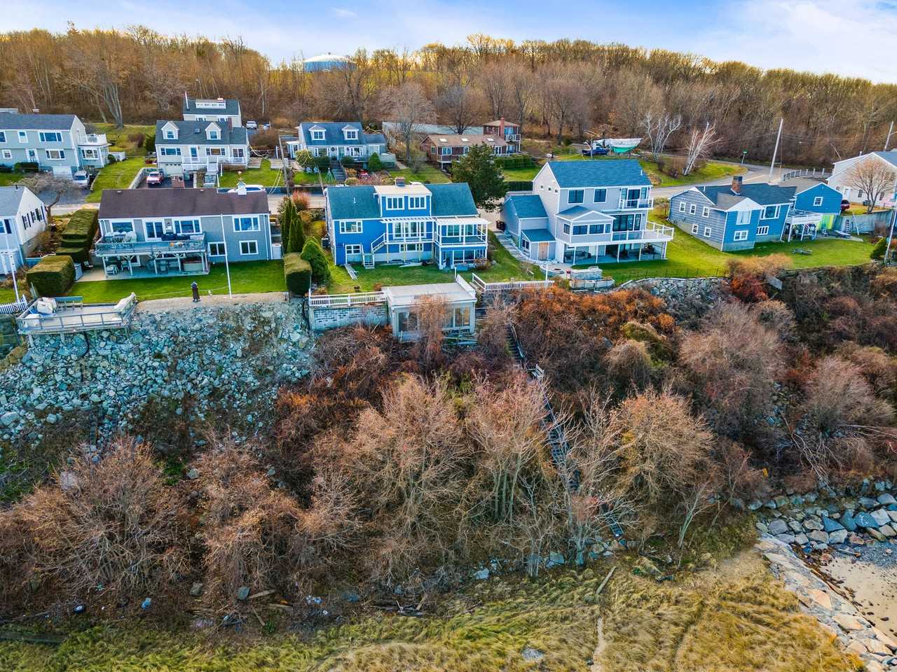 85 Regatta Road - Photo 2 of 37