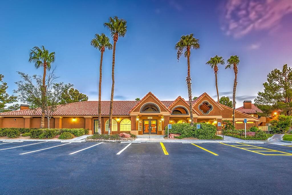 Fairways on Green Valley Apartments 1851 N Green Valley Pkwy