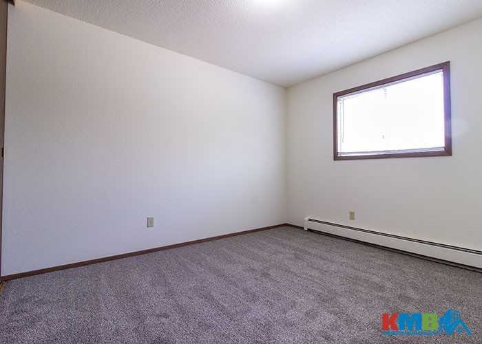 711 Meadow Lane Court #6 - Photo 3 of 11