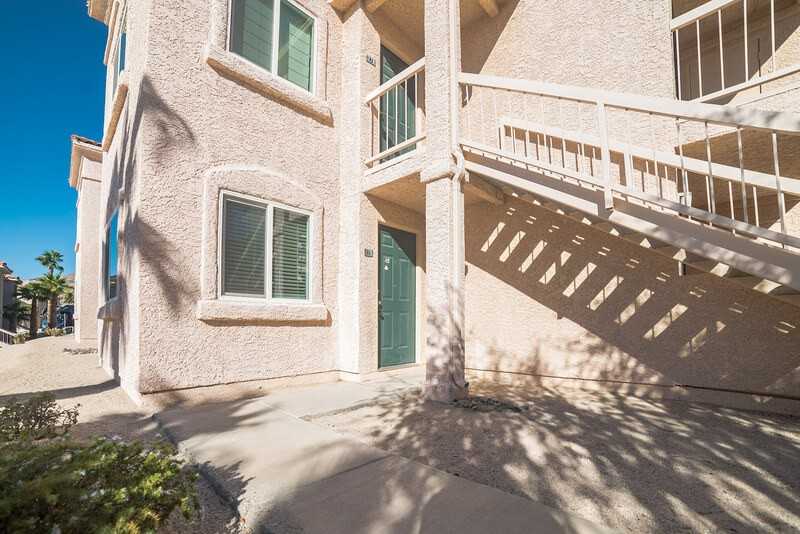 1948 Las Palmas Ln - Photo 2 of 22