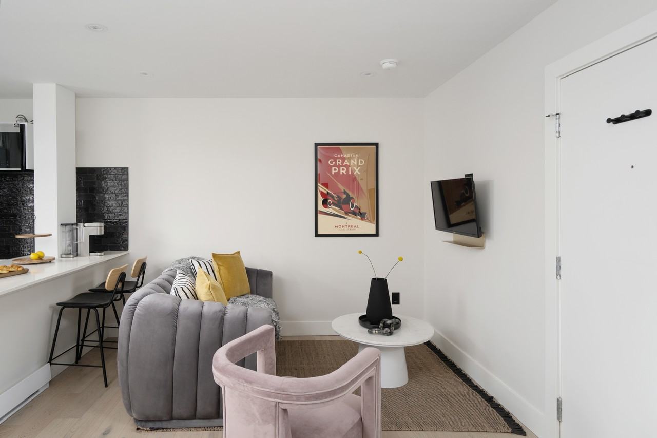 4265 Rue Saint-Denis ##1 — photo 3