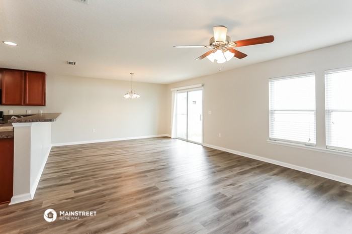 77160 Cobblestone Dr - Photo 3 of 16