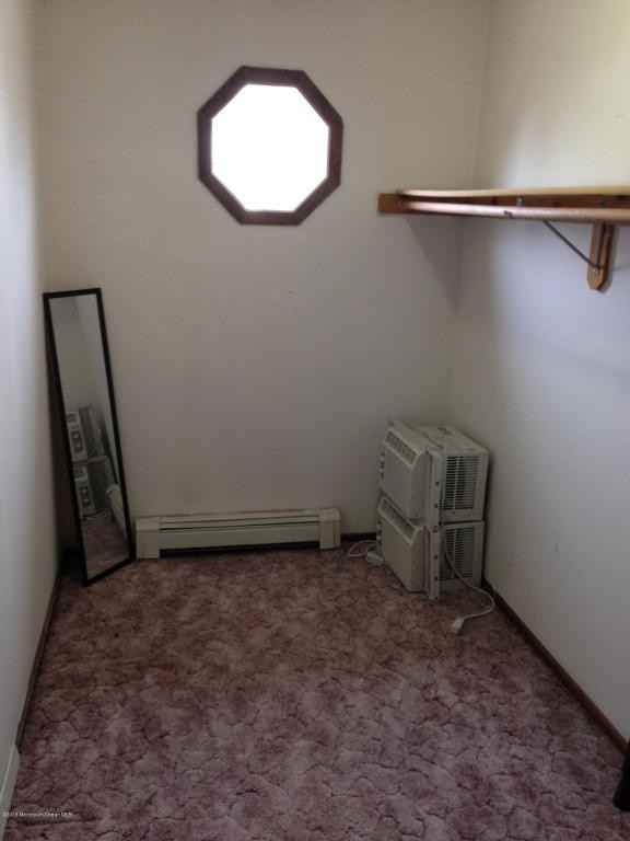 1229 Windward Ave - Photo 3 of 9