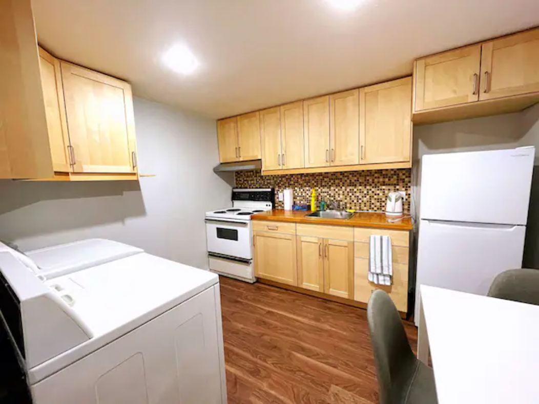 570 Rue Milton #28A - Photo 5 of 15