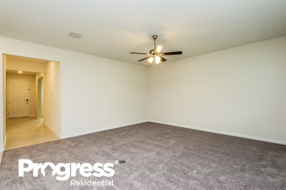 6403 Bradford Woods Dr - Photo 3 of 16