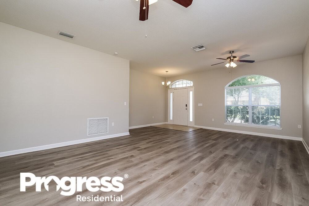 11902 Colony Lakes Blvd - Photo 3 of 16