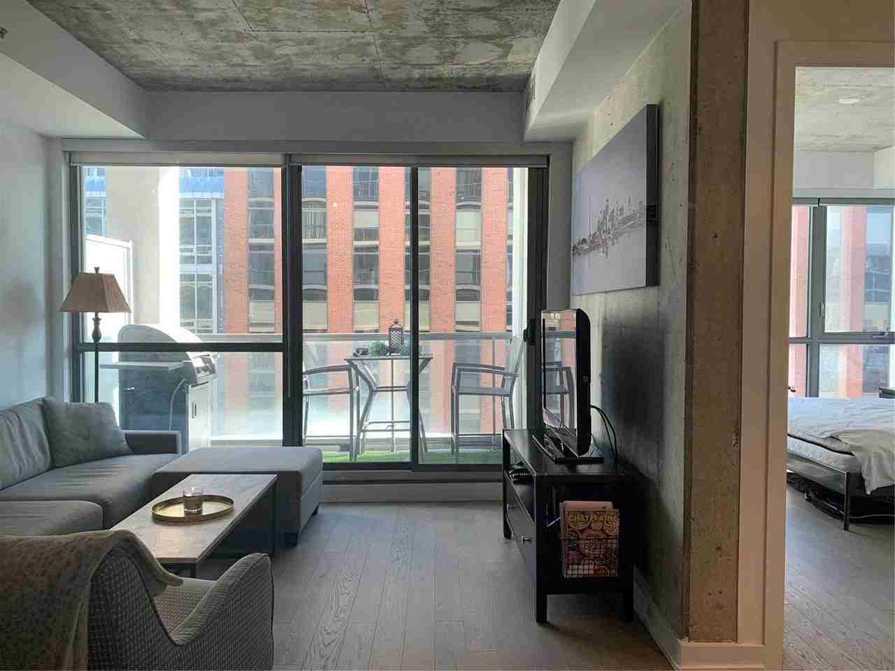 39 Brant Street #720