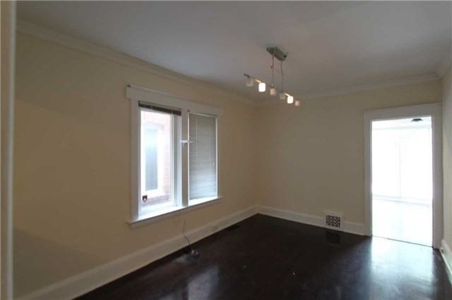 66 Soudan Avenue #A - Photo 3 of 8