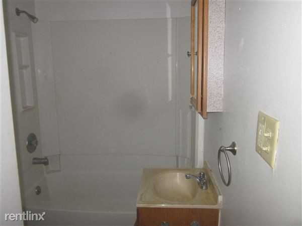 13322 E Orell Rd - Photo 2 of 6