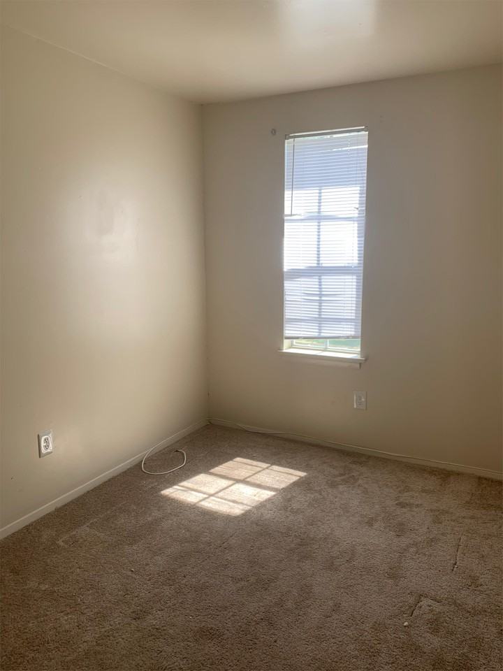 1914 Cosby St #1 - Photo 6 of 12