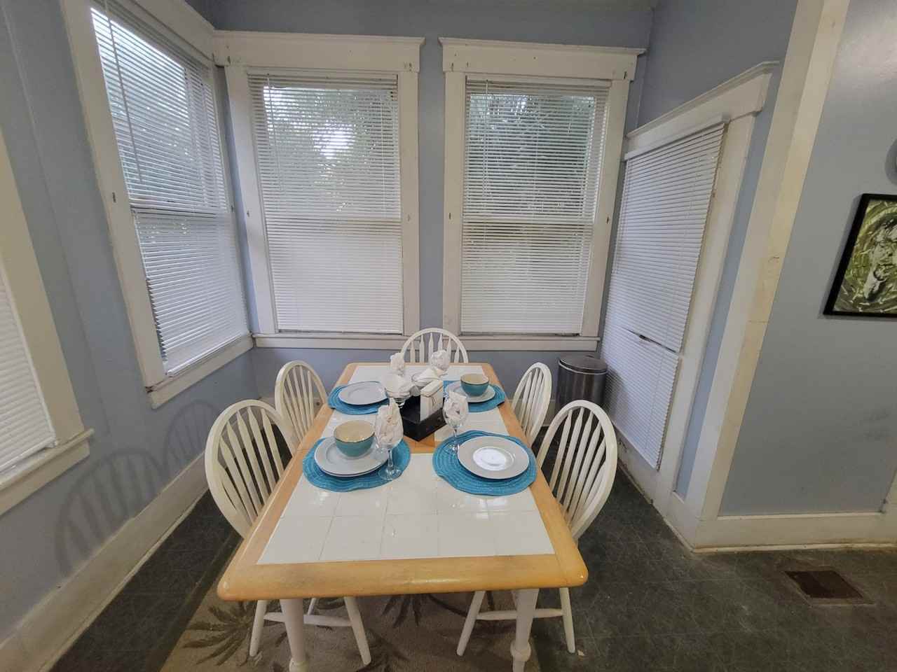 311 E 37th St #1 - Photo 7 of 10