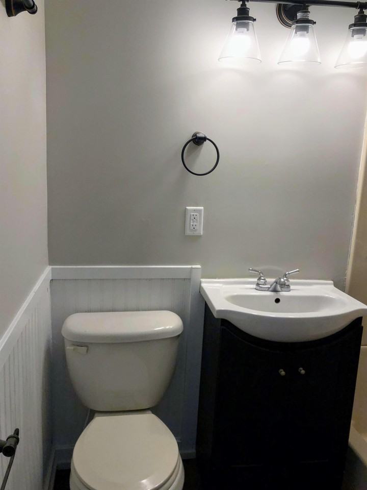 159 East Division Street Northeast - 2 #2 - Photo 3 of 8