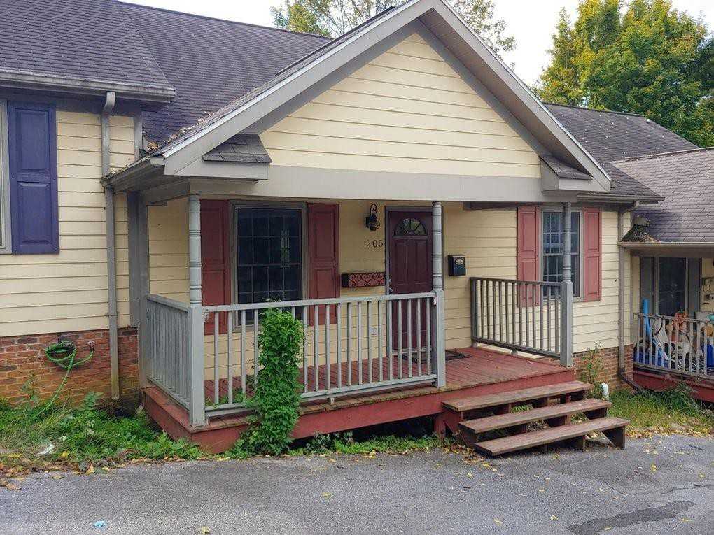 205 Correll Ln - Photo 2 of 31