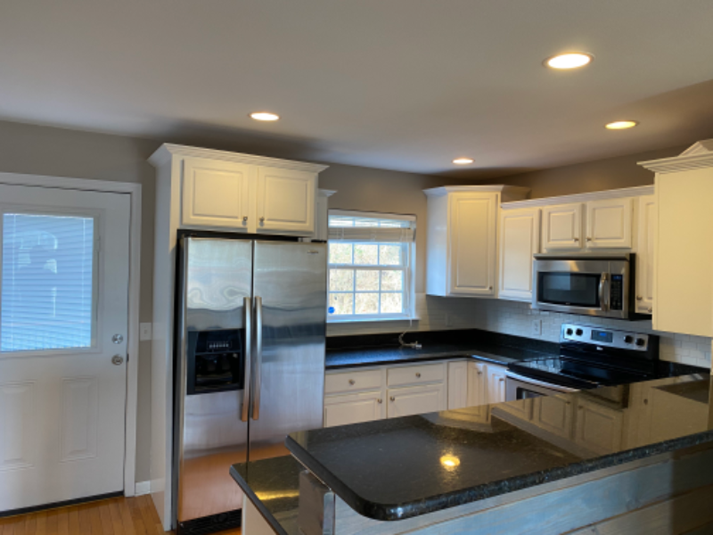 182 Montvale Rd - Photo 5 of 14