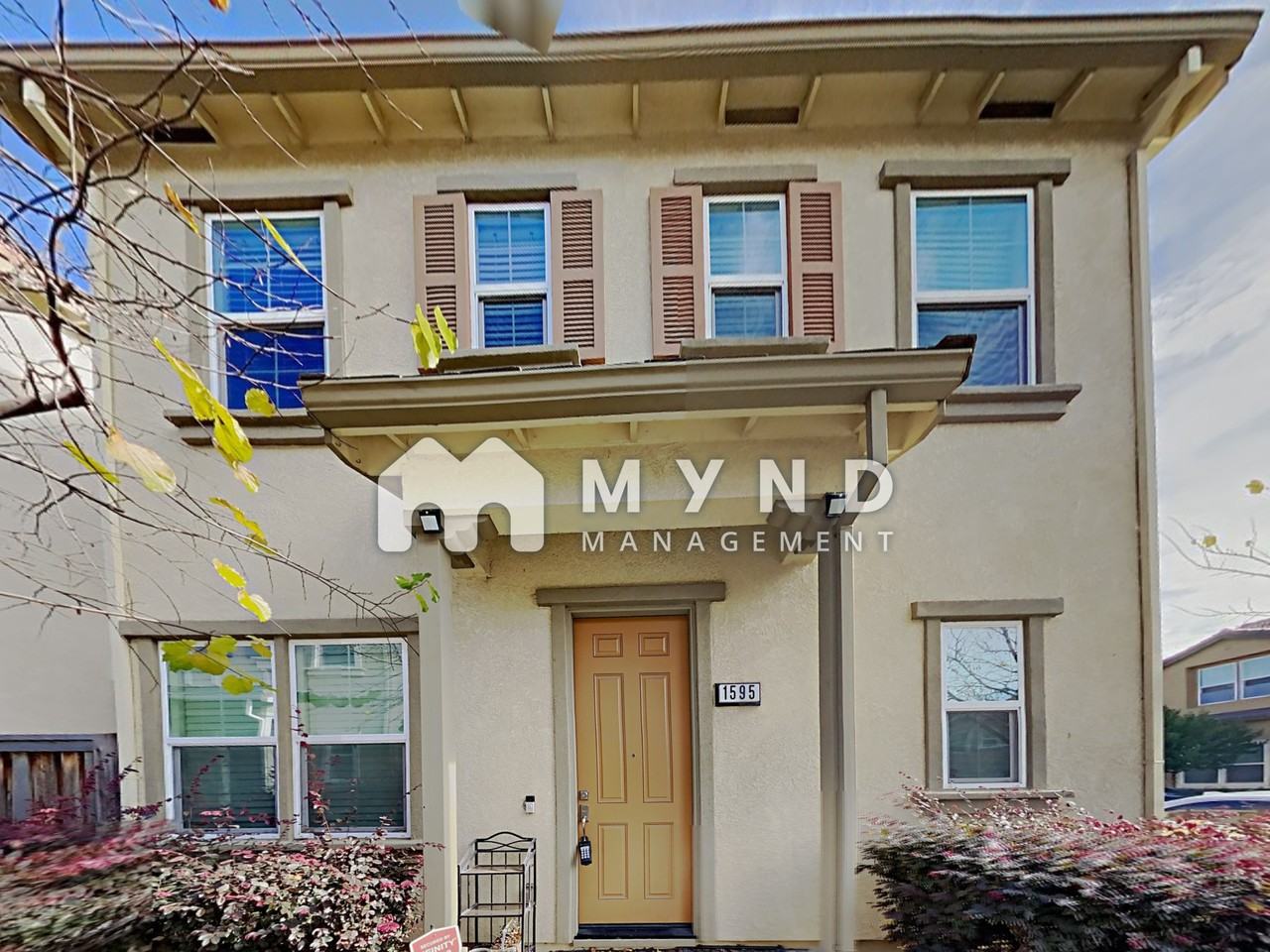 1595 Sylvia St - Photo 2 of 19
