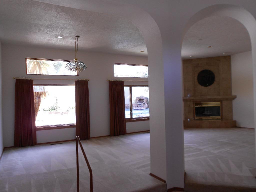 14009 Mesita Cliff Rd NE - Photo 3 of 26