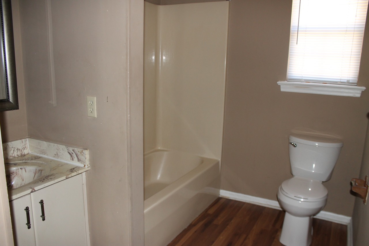 1482-1490 Baggett Road - Photo 3 of 19