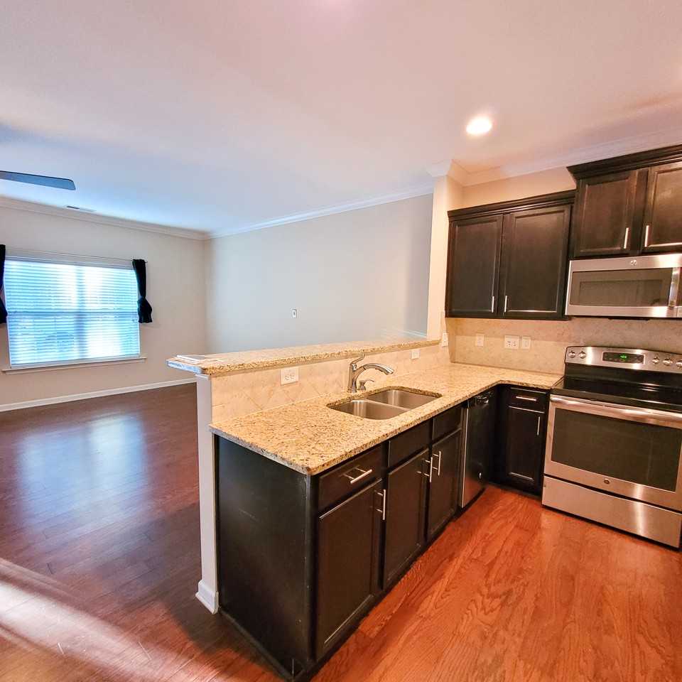 1007 Ileagnes Rd - Photo 7 of 29