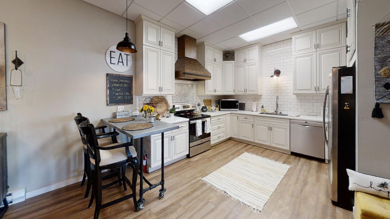 421 Main St #201 - Photo 2 of 25