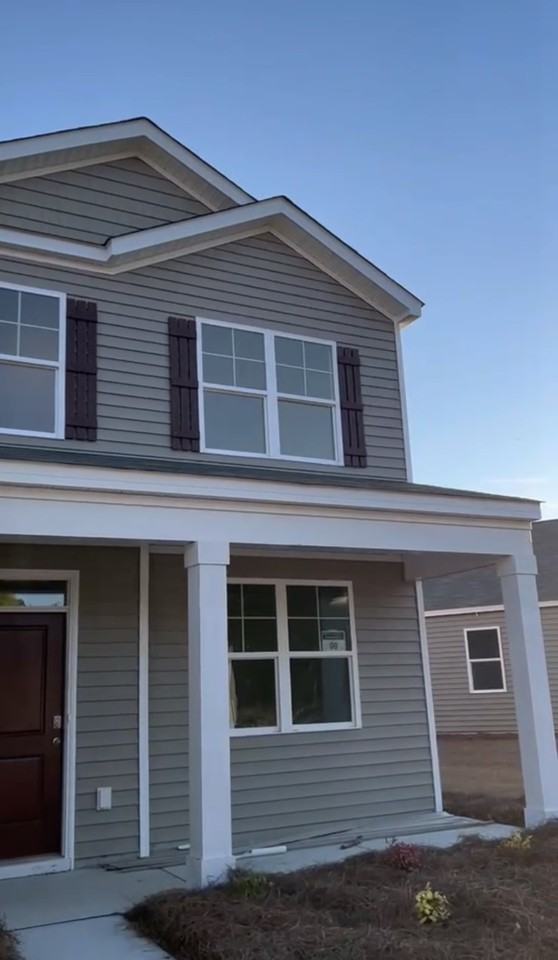 3375 Bells Lake Cir - Photo 3 of 45